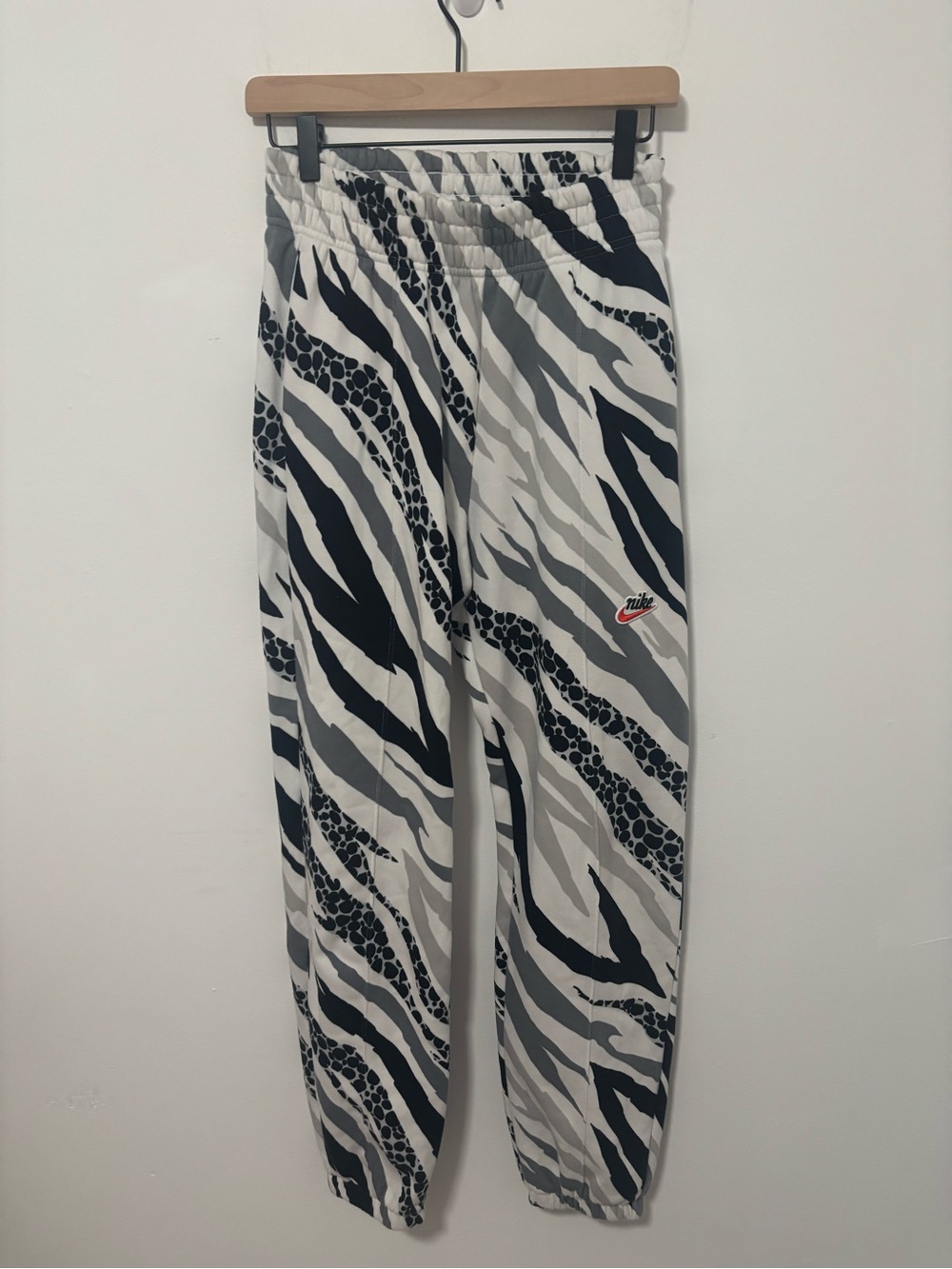 Nike high waisted animal print jogger sweatpants